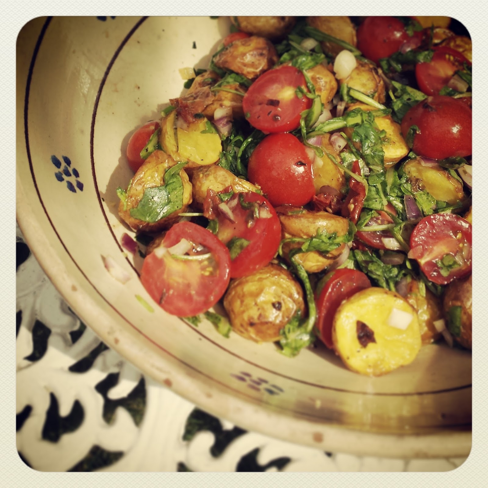 immer wieder pasta: Lauwarmer mediterraner Kartoffelsalat aus dem Ofen